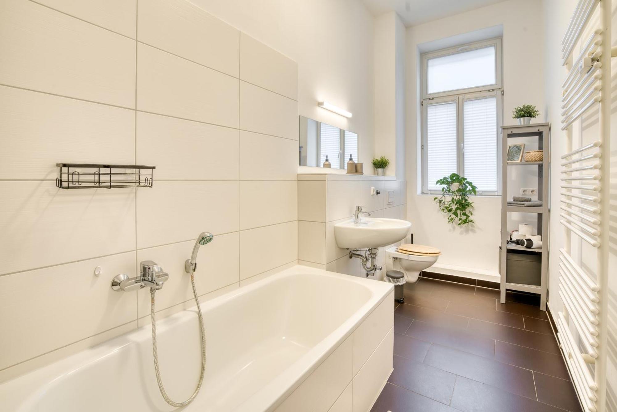 Homy I Altbaucharme Netflix Und Wlan Apartment Leipzig Luaran gambar