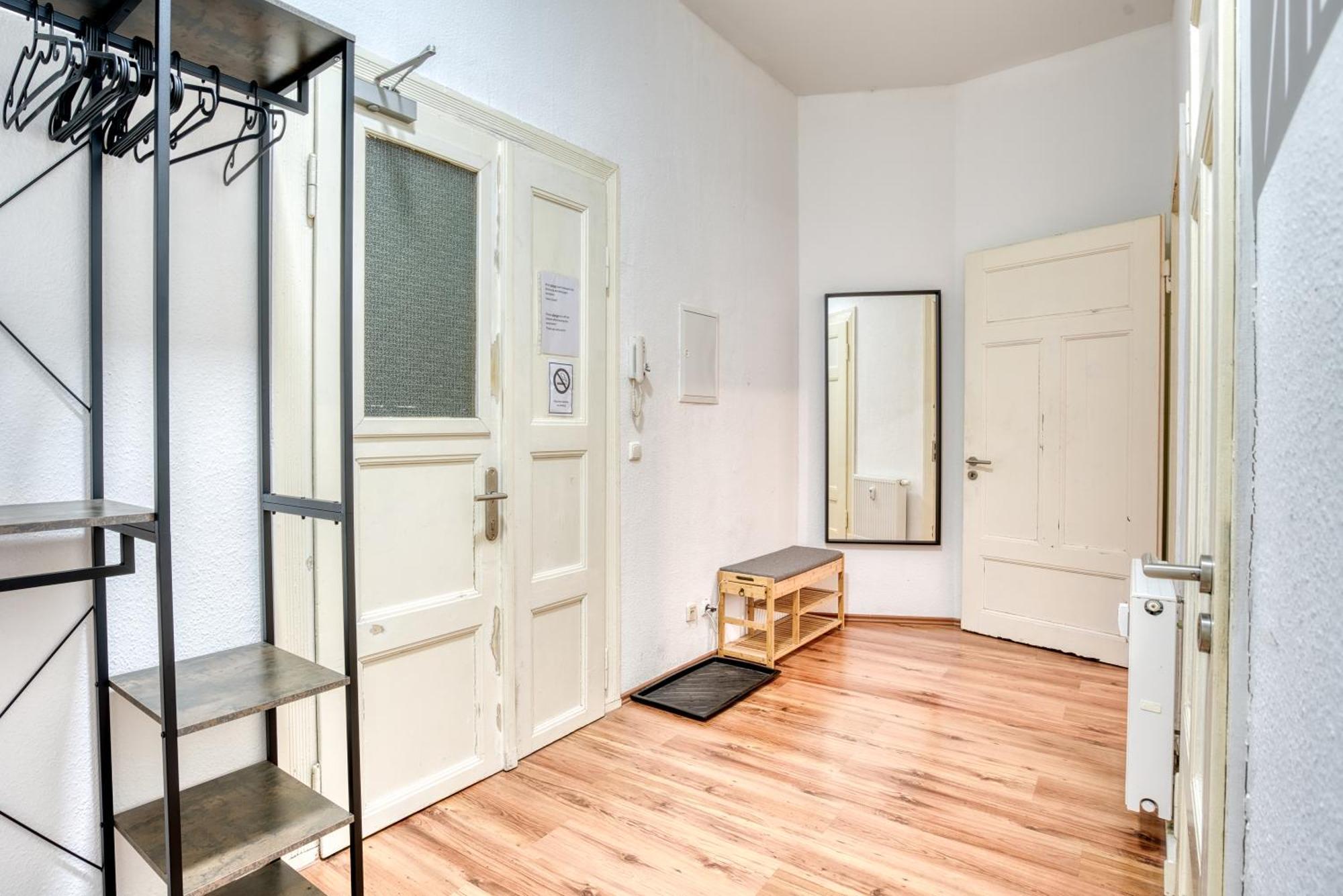 Homy I Altbaucharme Netflix Und Wlan Apartment Leipzig Luaran gambar